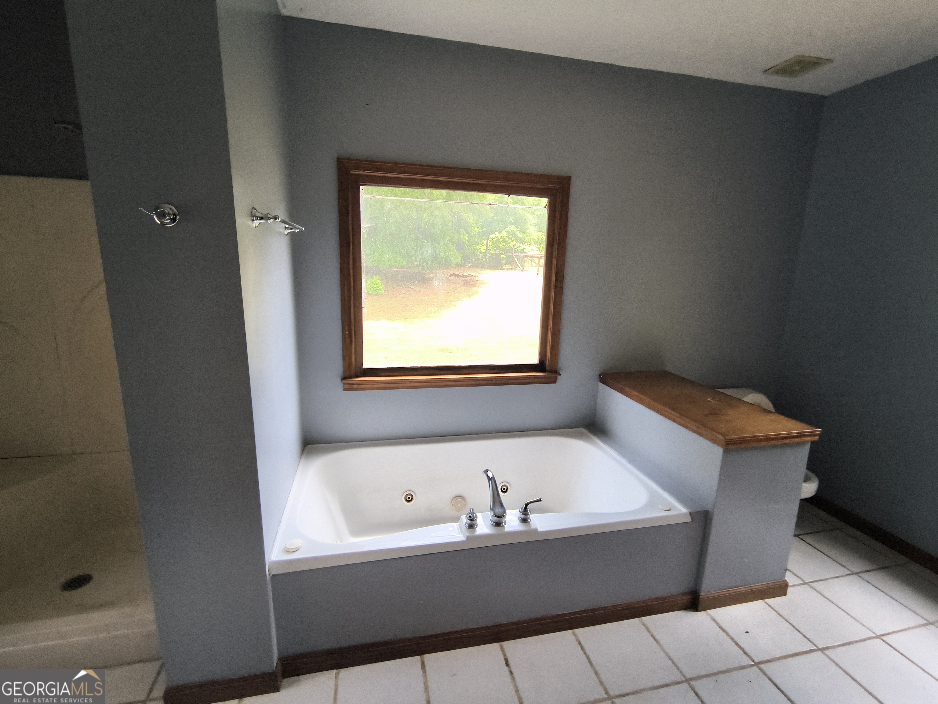 8350 Rock Eagle Road Property Photo 10