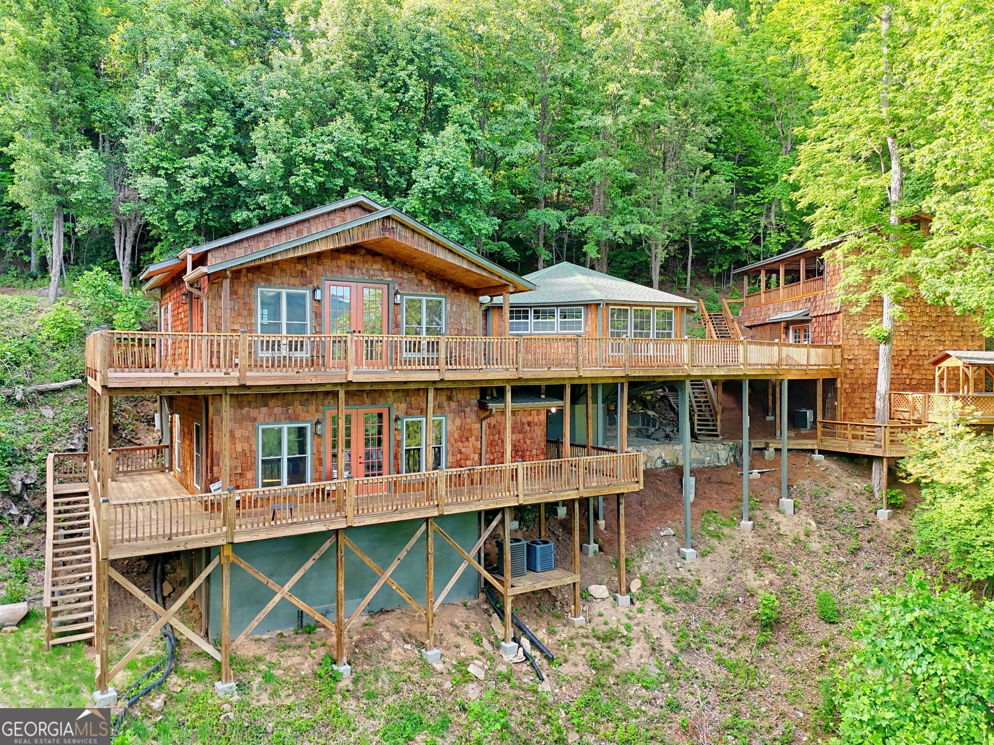 1085 Sky High Drive Property Photo 3