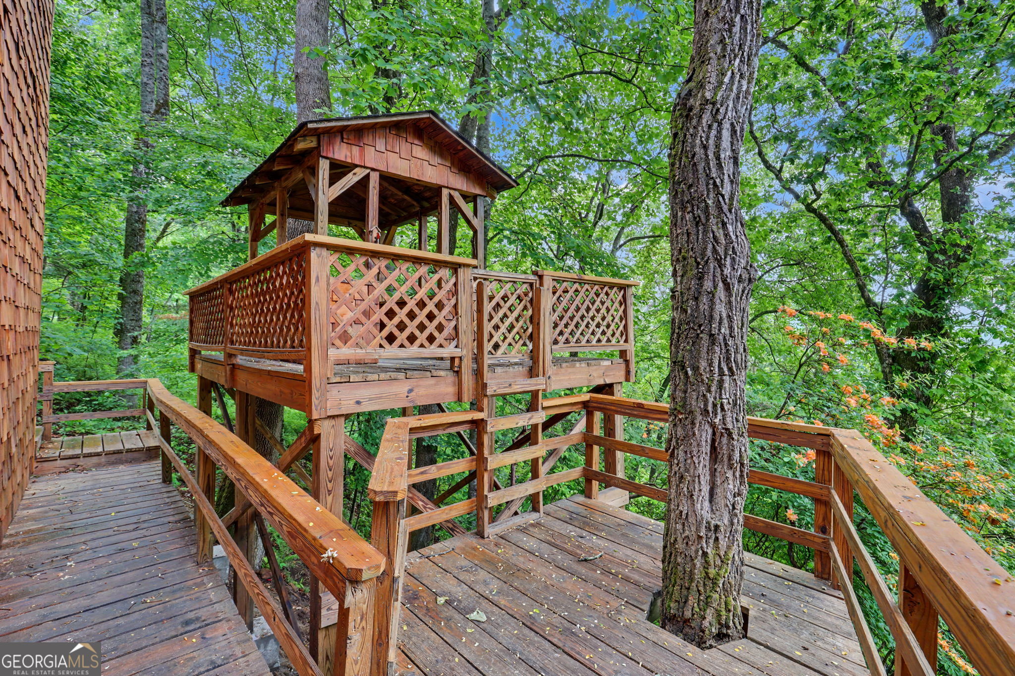 1085 Sky High Drive Property Photo 34