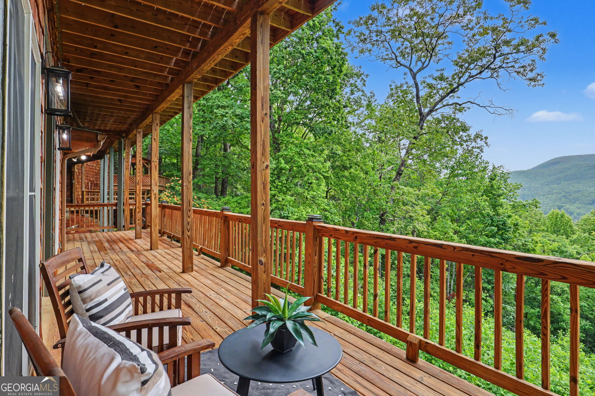 1085 Sky High Drive Property Photo 35