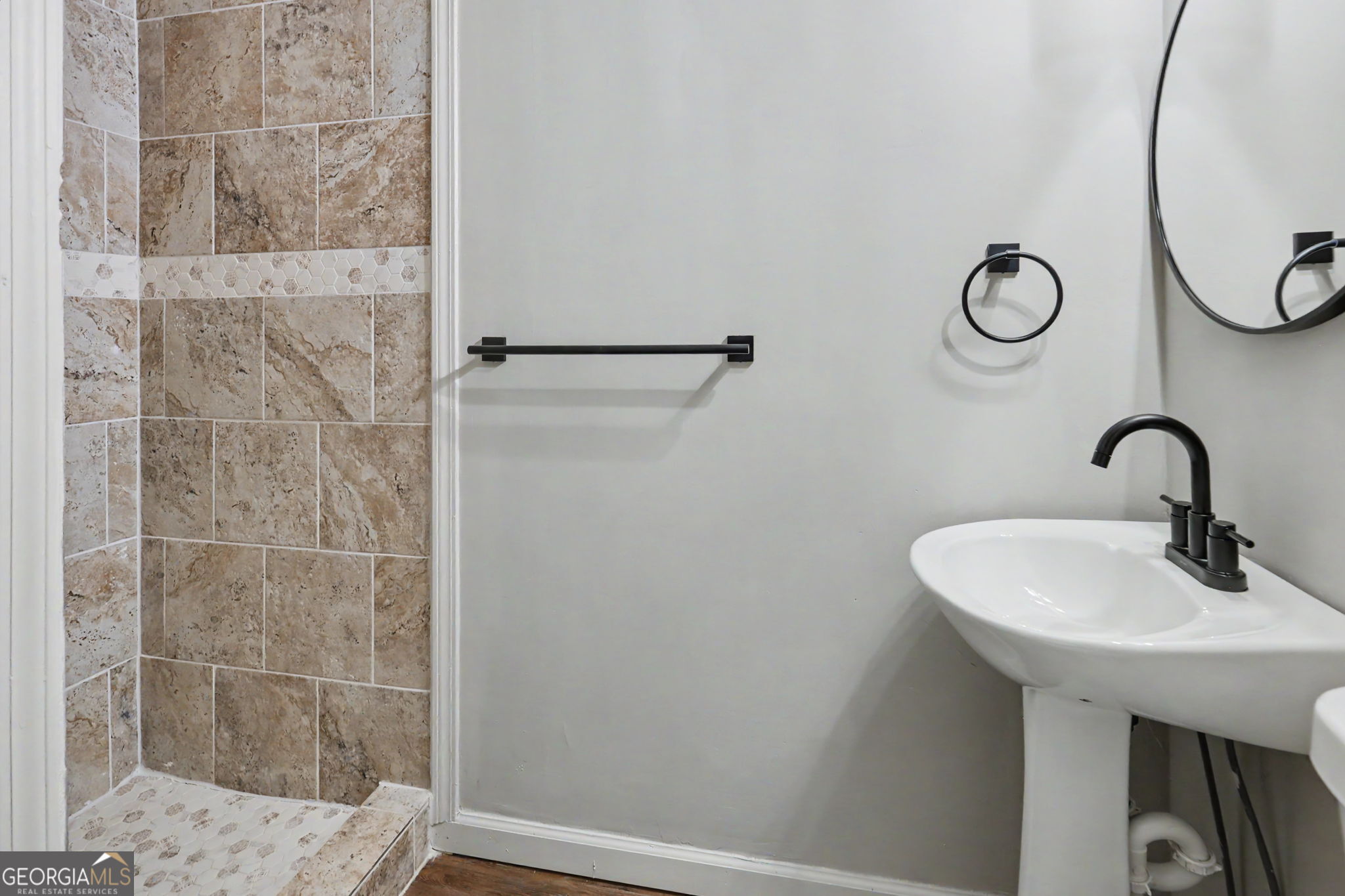 1085 Sky High Drive Property Photo 46