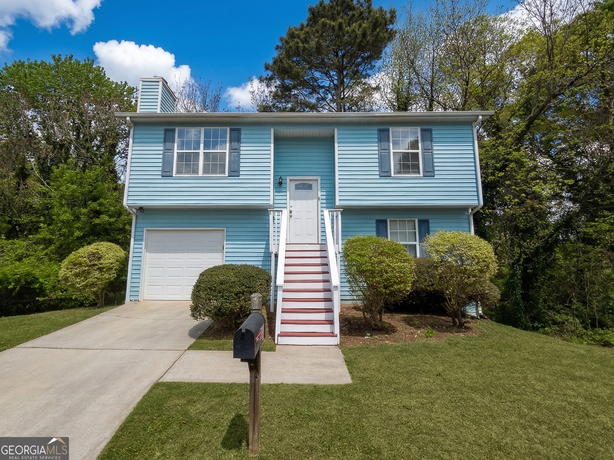 2600 Clifton Downs Trail SE