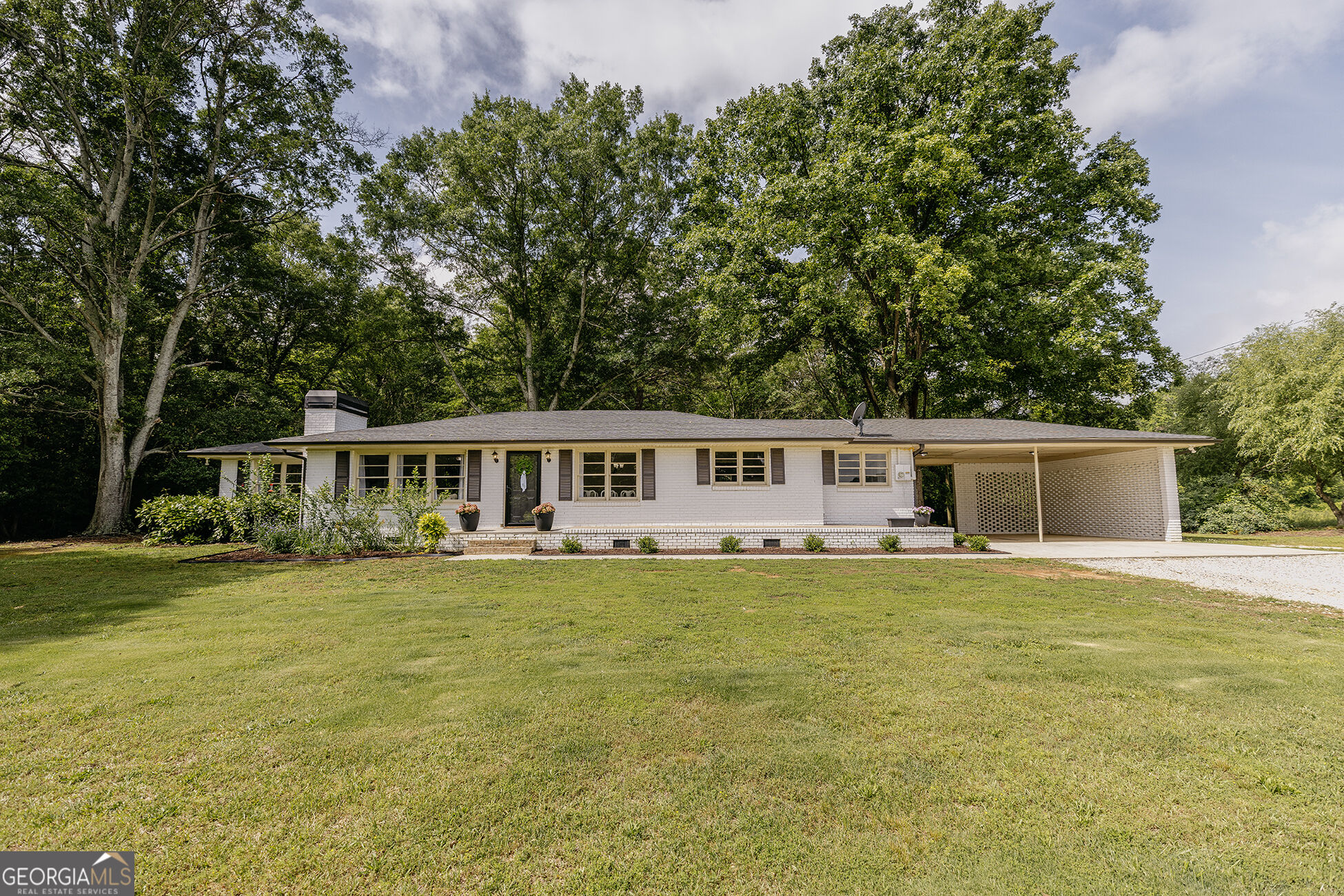 1233 Bethlehem Road Property Photo 1