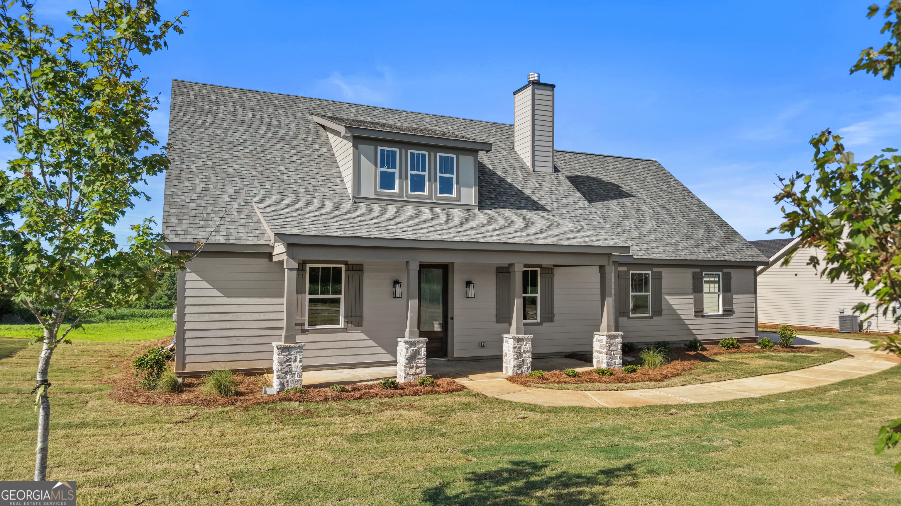 1140 Madison Hills Drive Property Photo 4