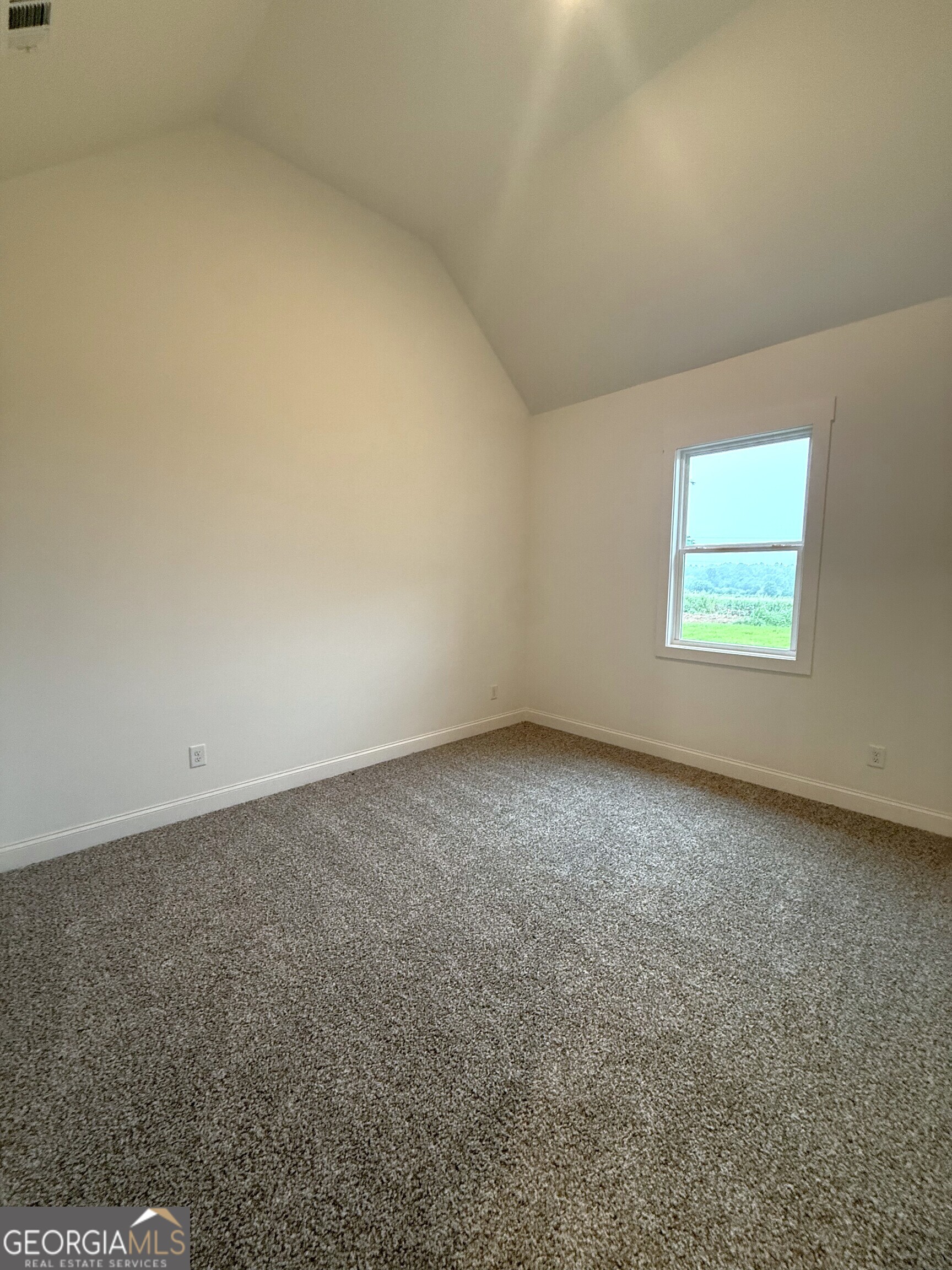1140 Madison Hills Drive Property Photo 27