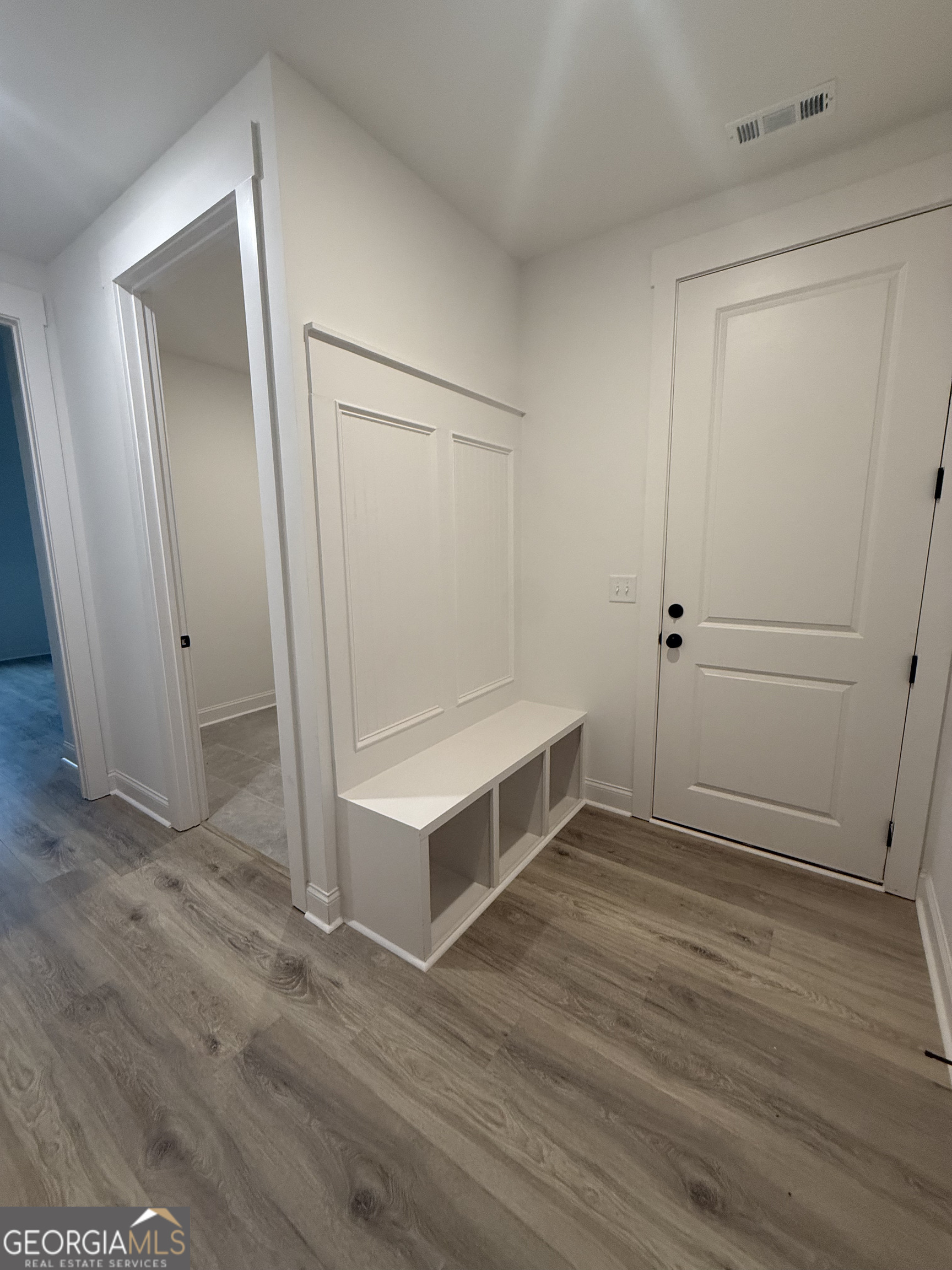 1140 Madison Hills Drive Property Photo 32