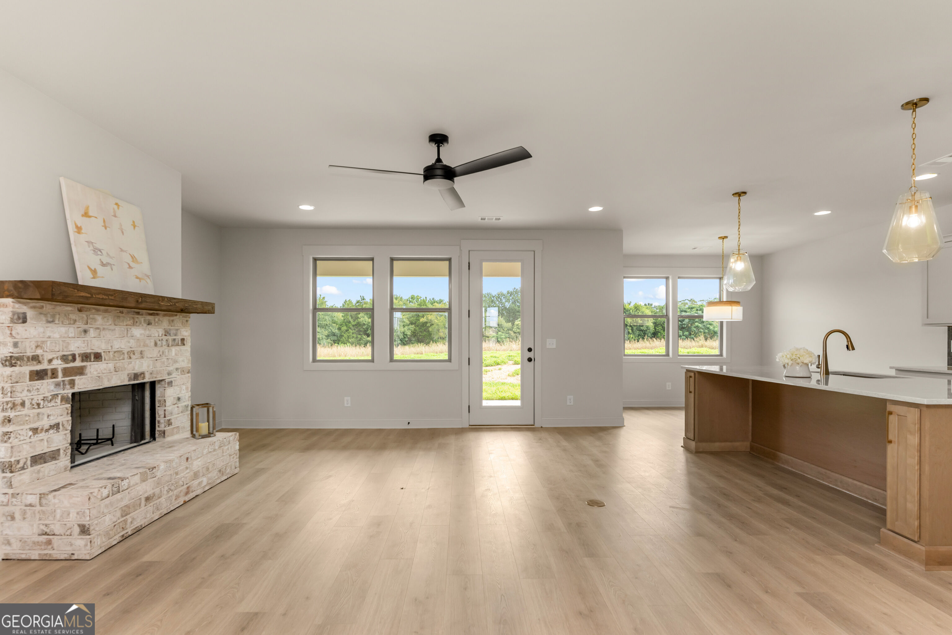 1101 Madison Hills Drive Property Photo 14