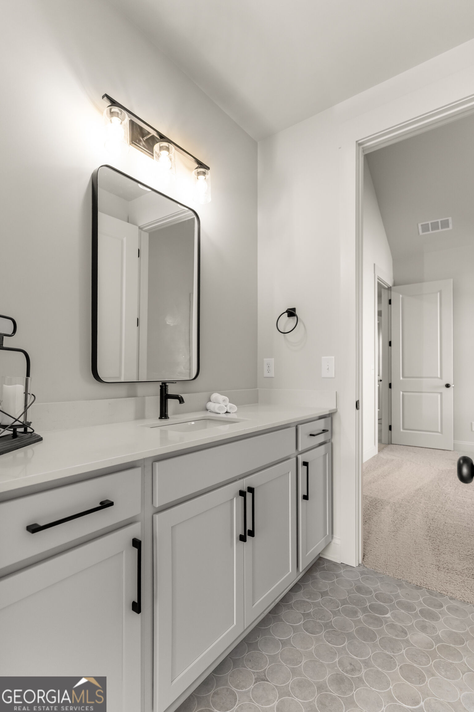 1101 Madison Hills Drive Property Photo 49
