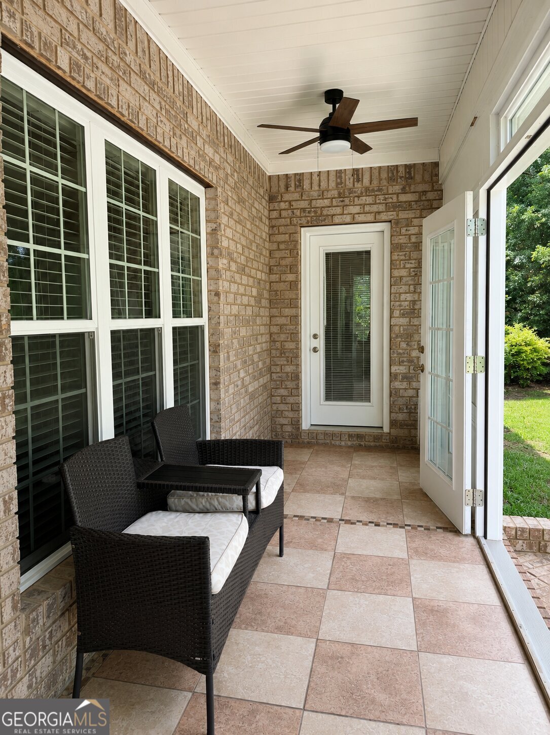 610 Cannock Court Property Photo 27