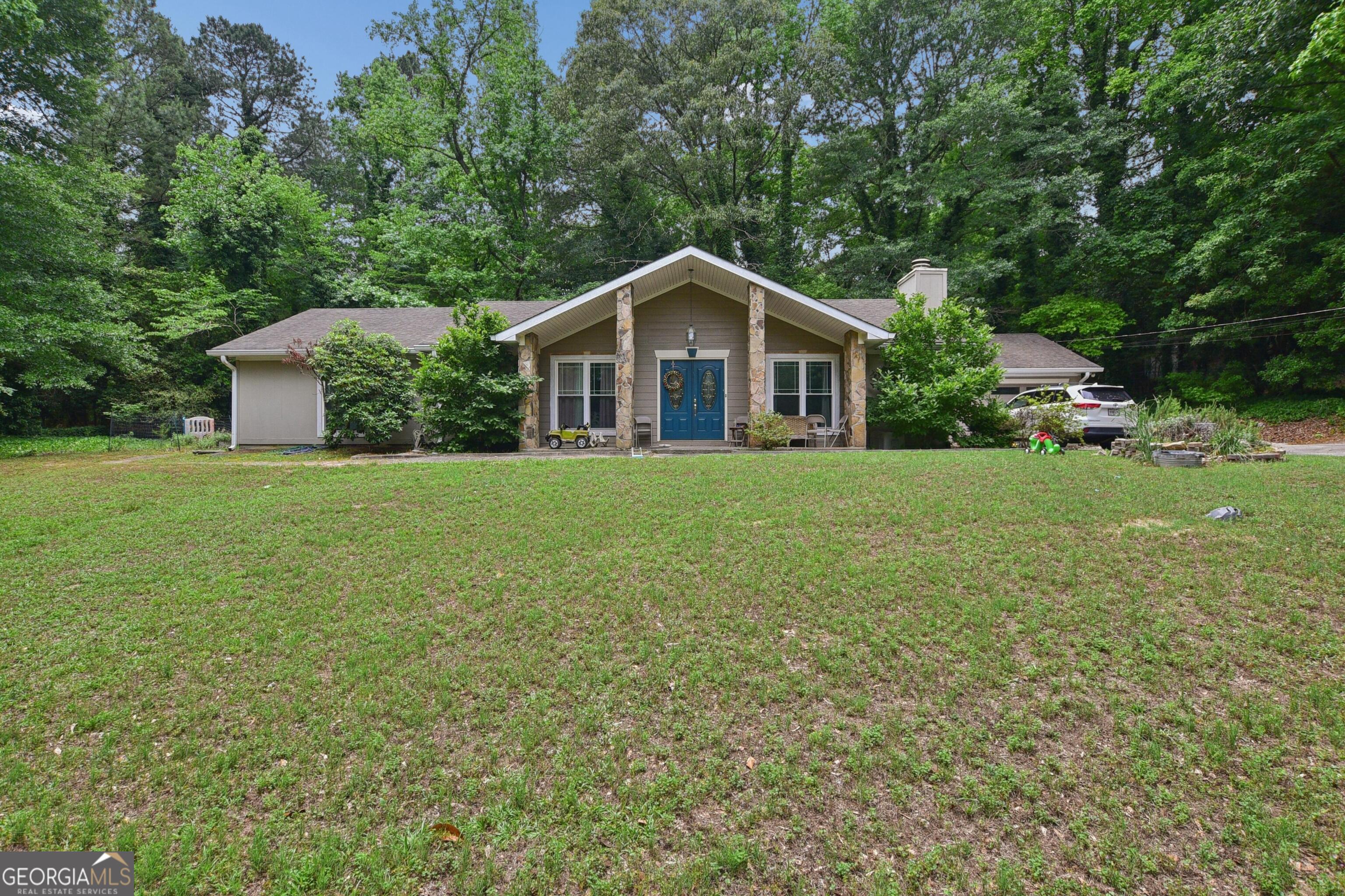 1888 Abbey Court Property Photo 1