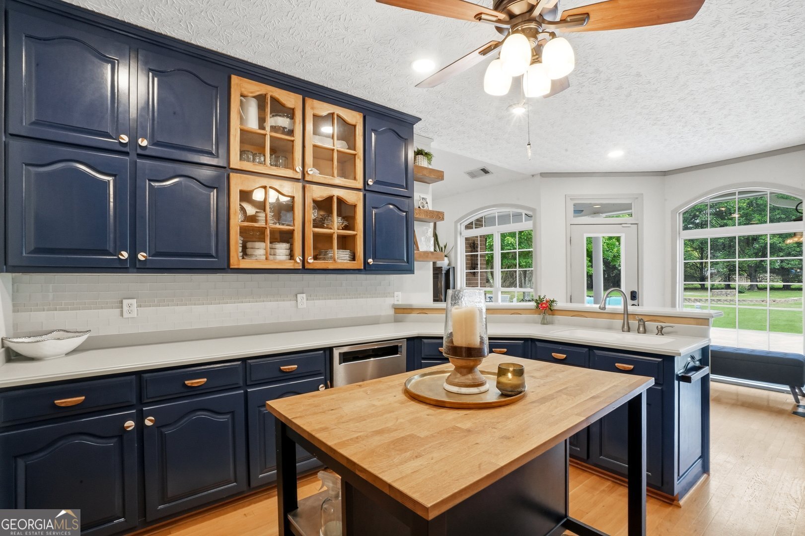 155 Youngs Circle Property Photo 16