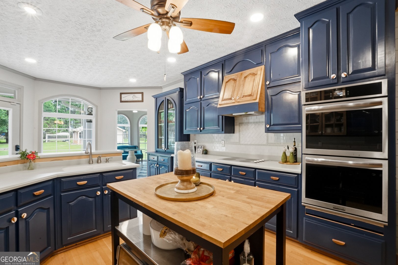 155 Youngs Circle Property Photo 17