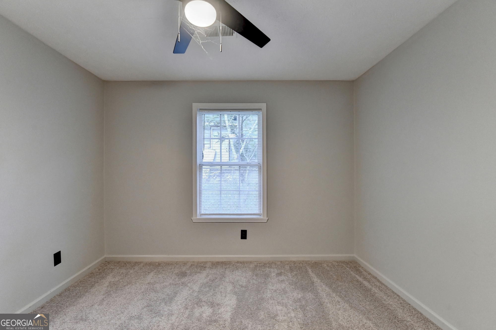 801 Davis Street Property Photo 17