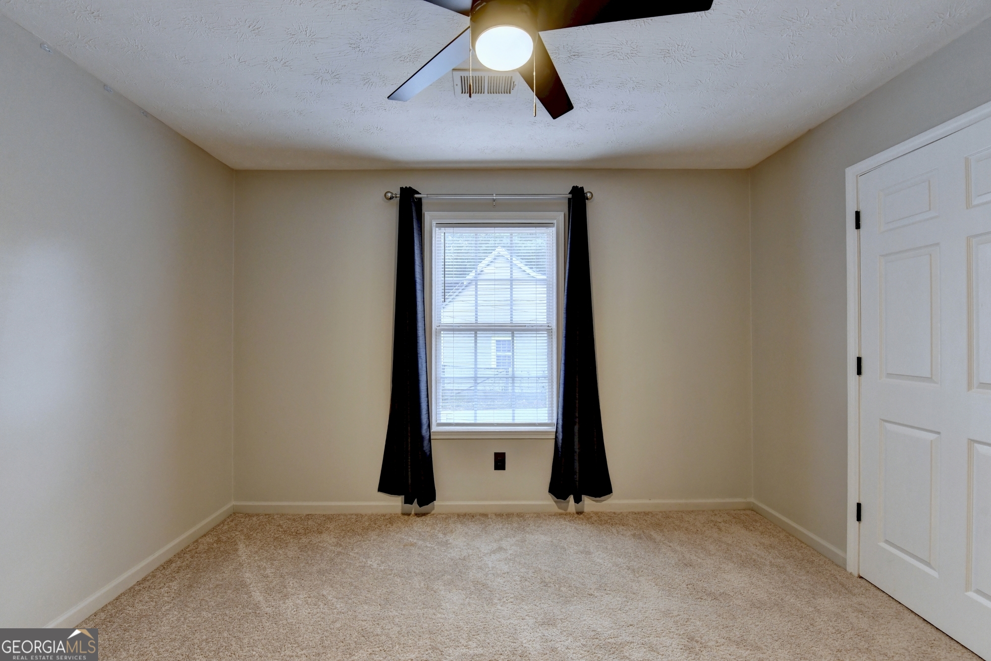 801 Davis Street Property Photo 20