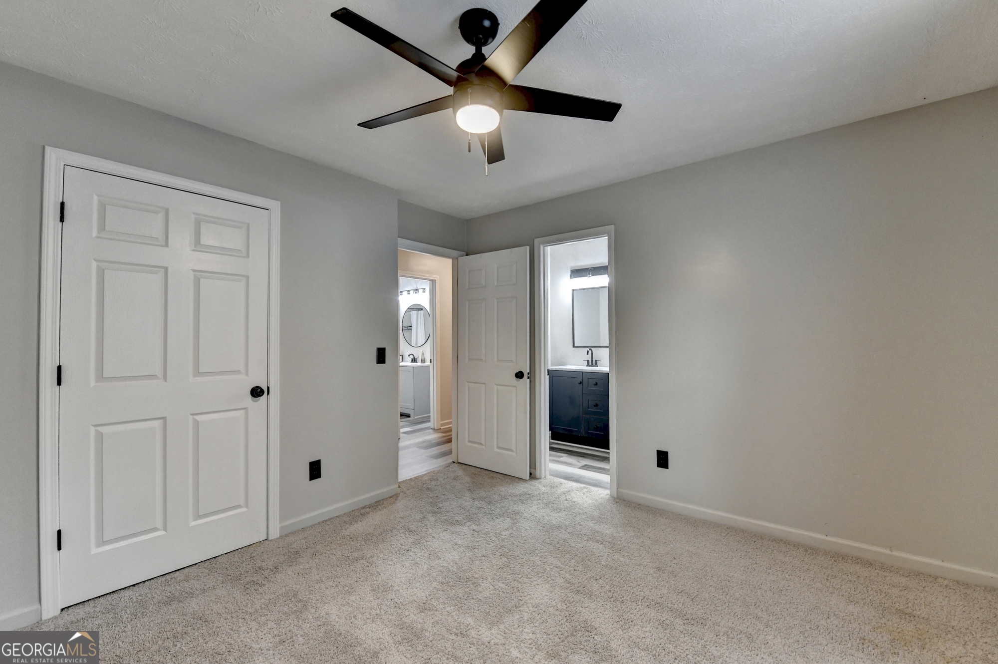 801 Davis Street Property Photo 25