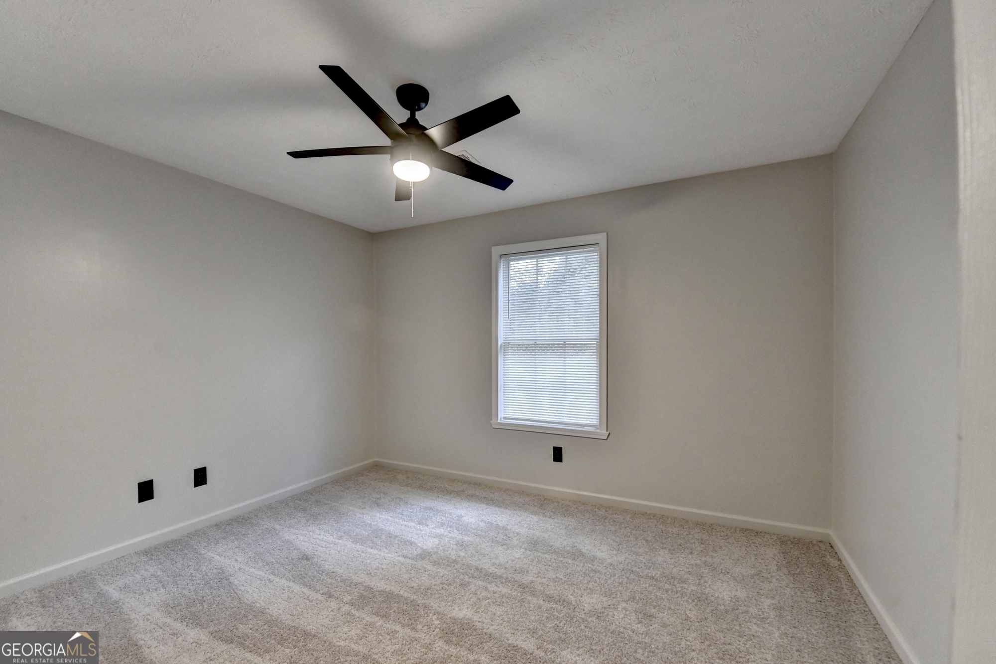 801 Davis Street Property Photo 28
