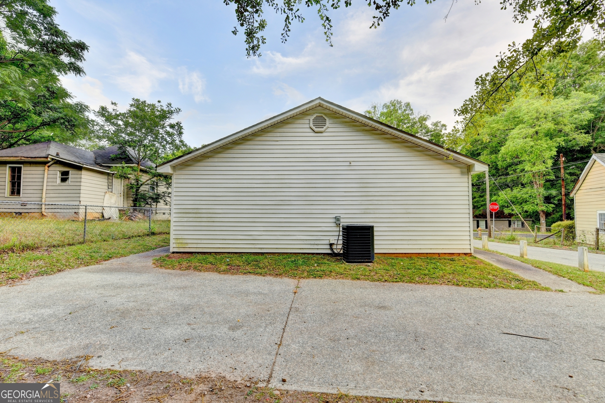 801 Davis Street Property Photo 32