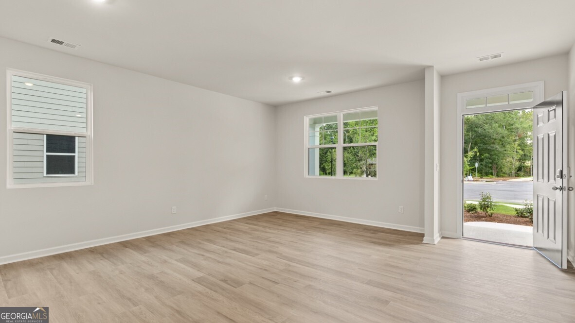 6287 Hallsley Drive Property Photo 4