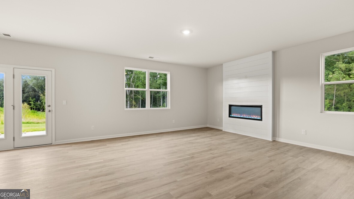 6287 Hallsley Drive Property Photo 11