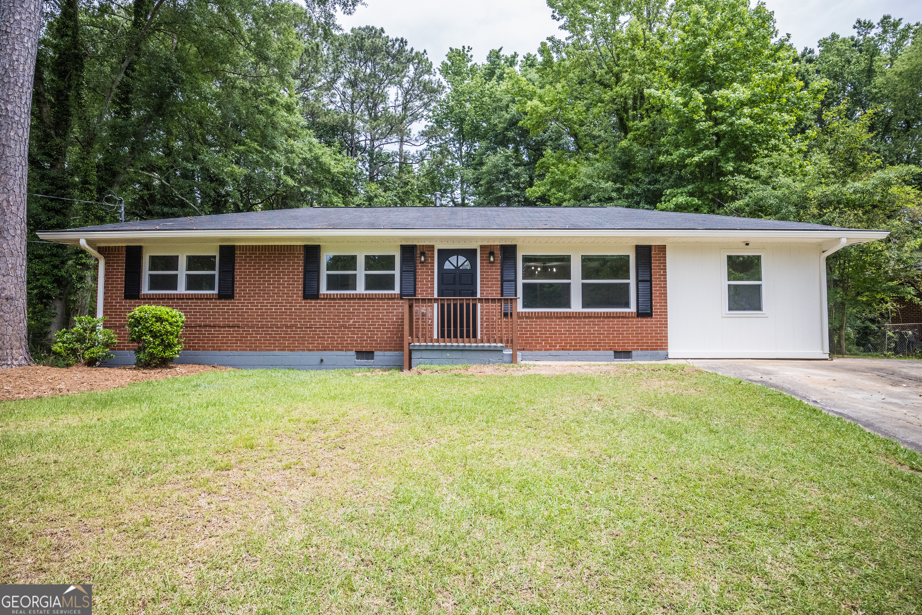 4128 Lindsey Drive Property Photo 1