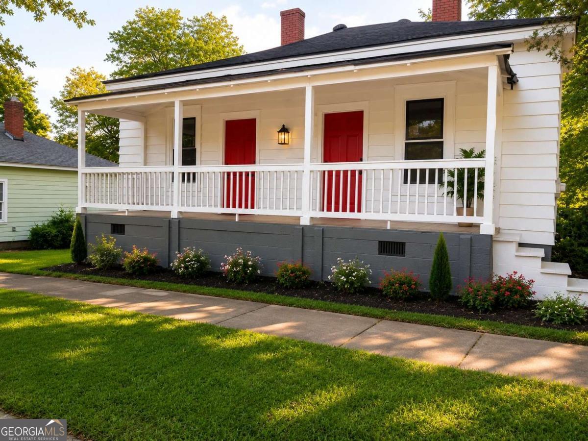 8 Spruce Street Property Photo 1