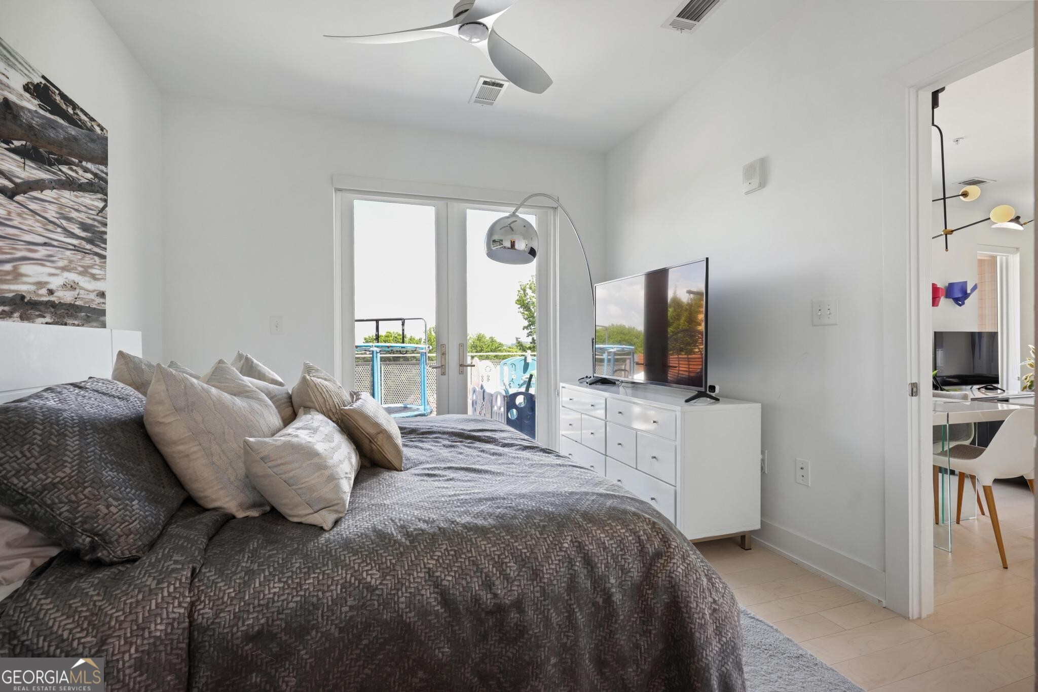 775 Juniper Street Ne # 602 Property Photo 16