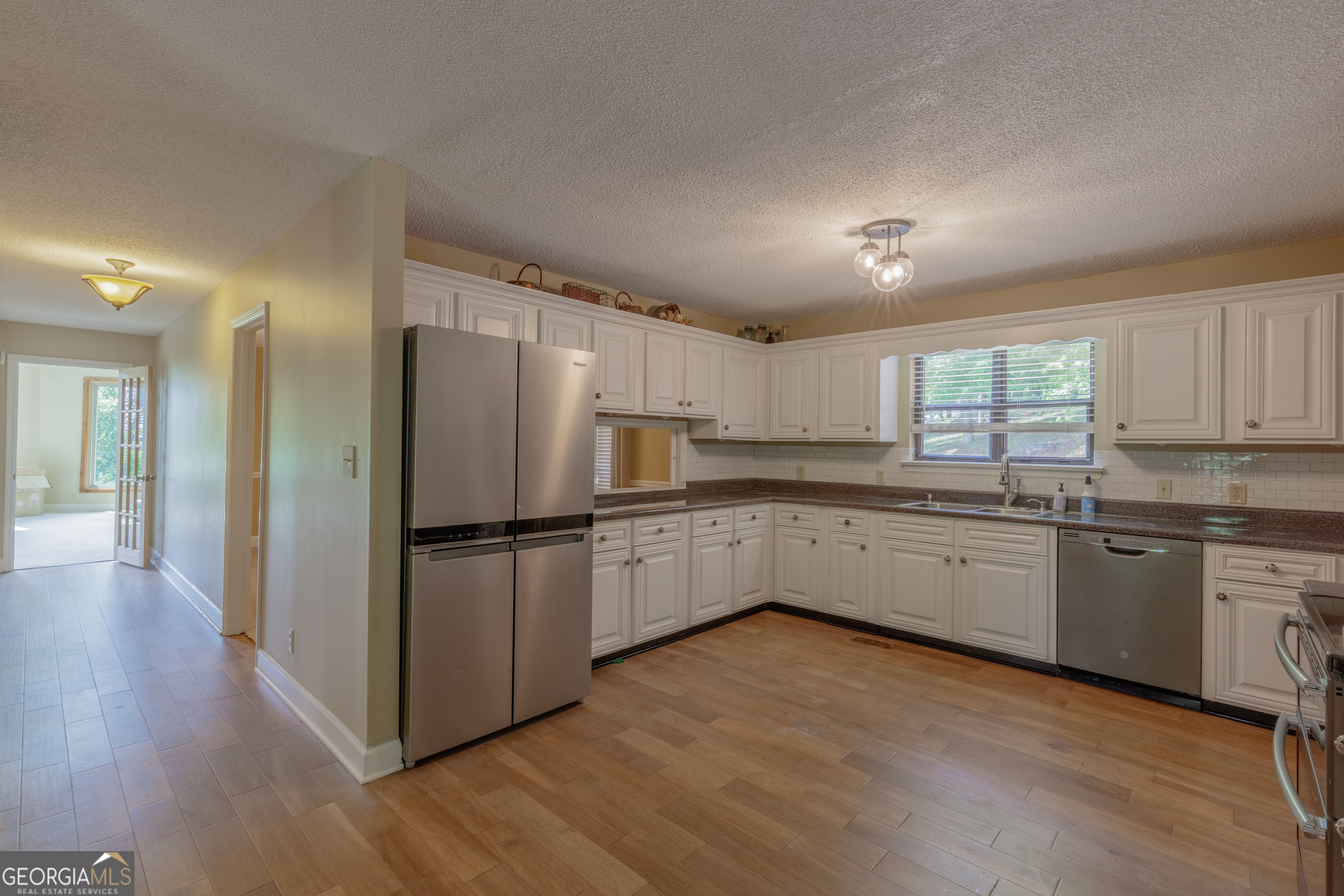 826 Clearview Drive Property Photo 6