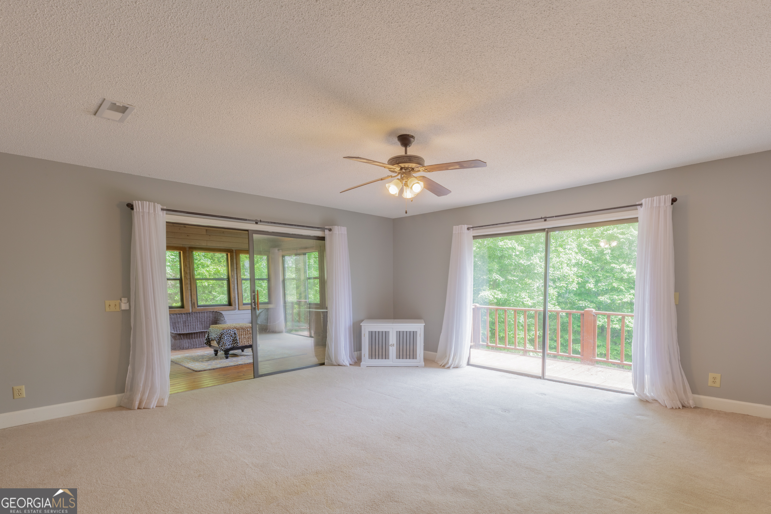 826 Clearview Drive Property Photo 18