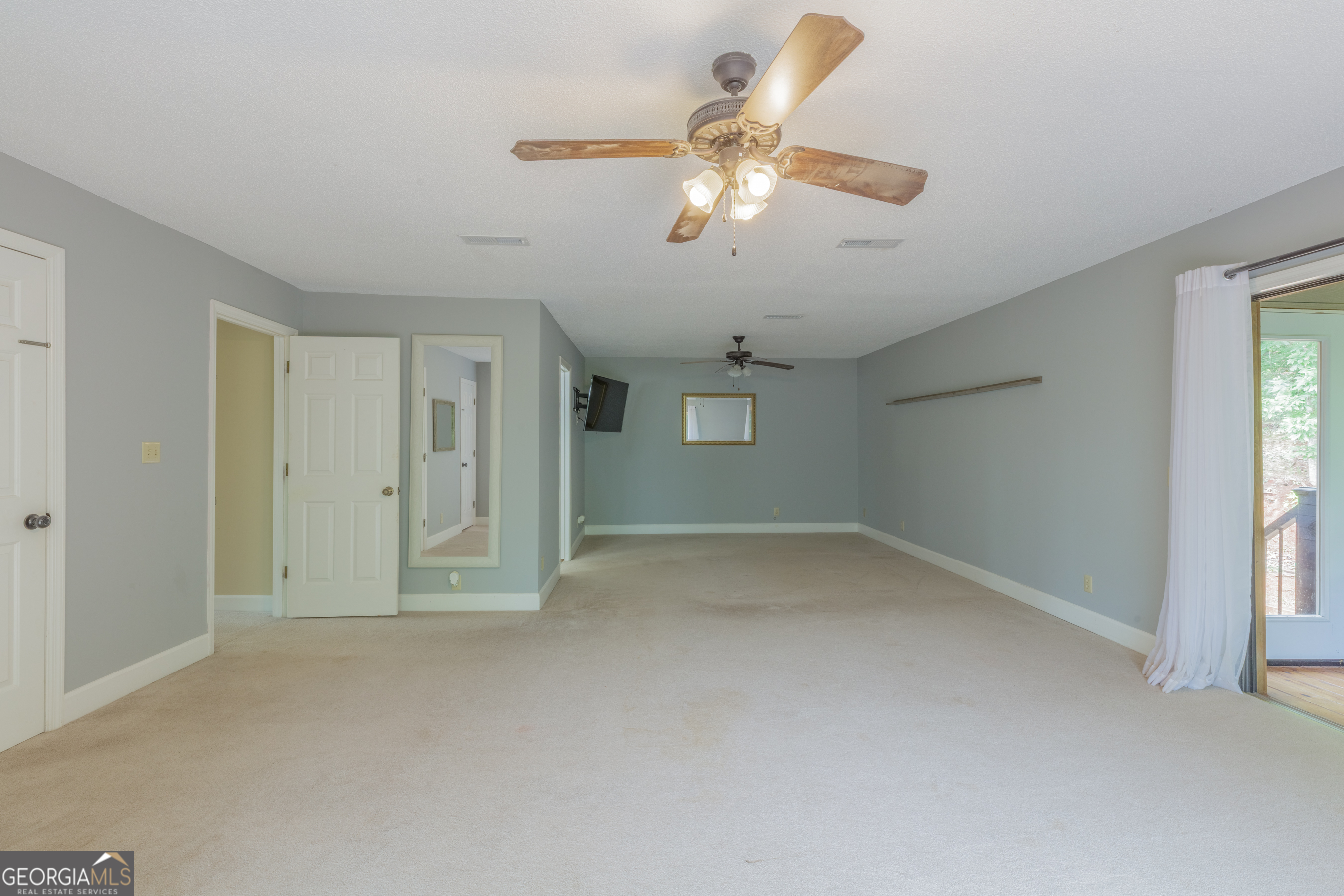 826 Clearview Drive Property Photo 19