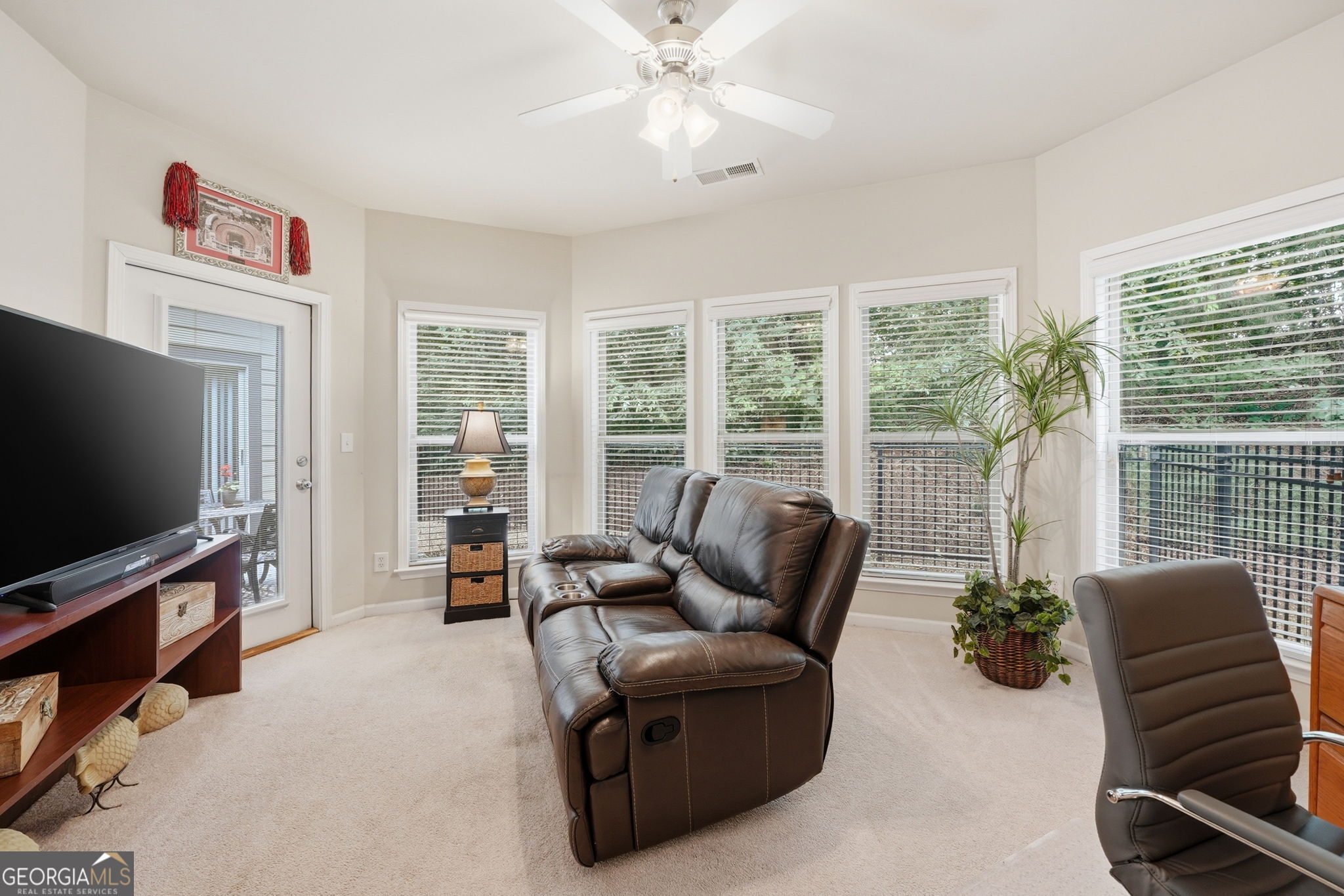 300 Burkwood Lane Property Photo 12