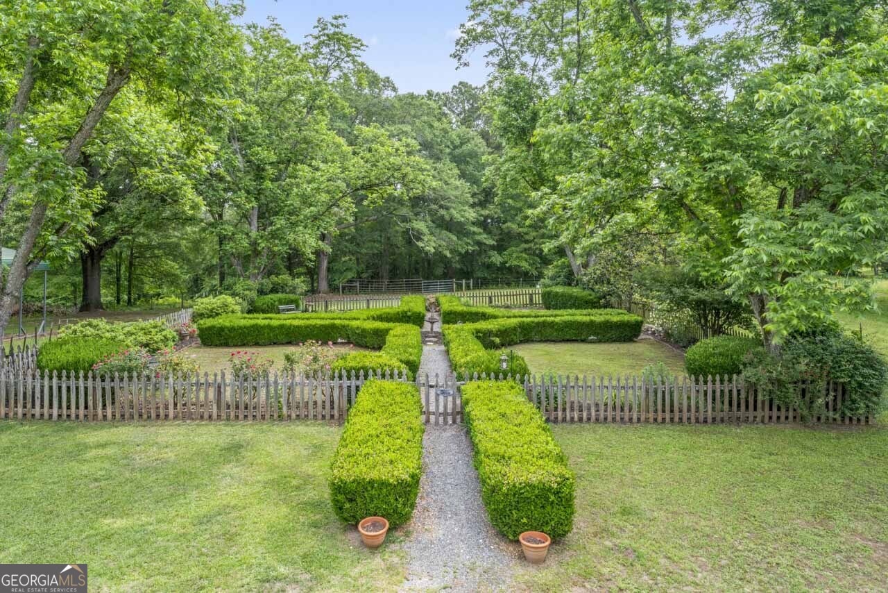 201 Lawrence Mill Road Property Photo 10
