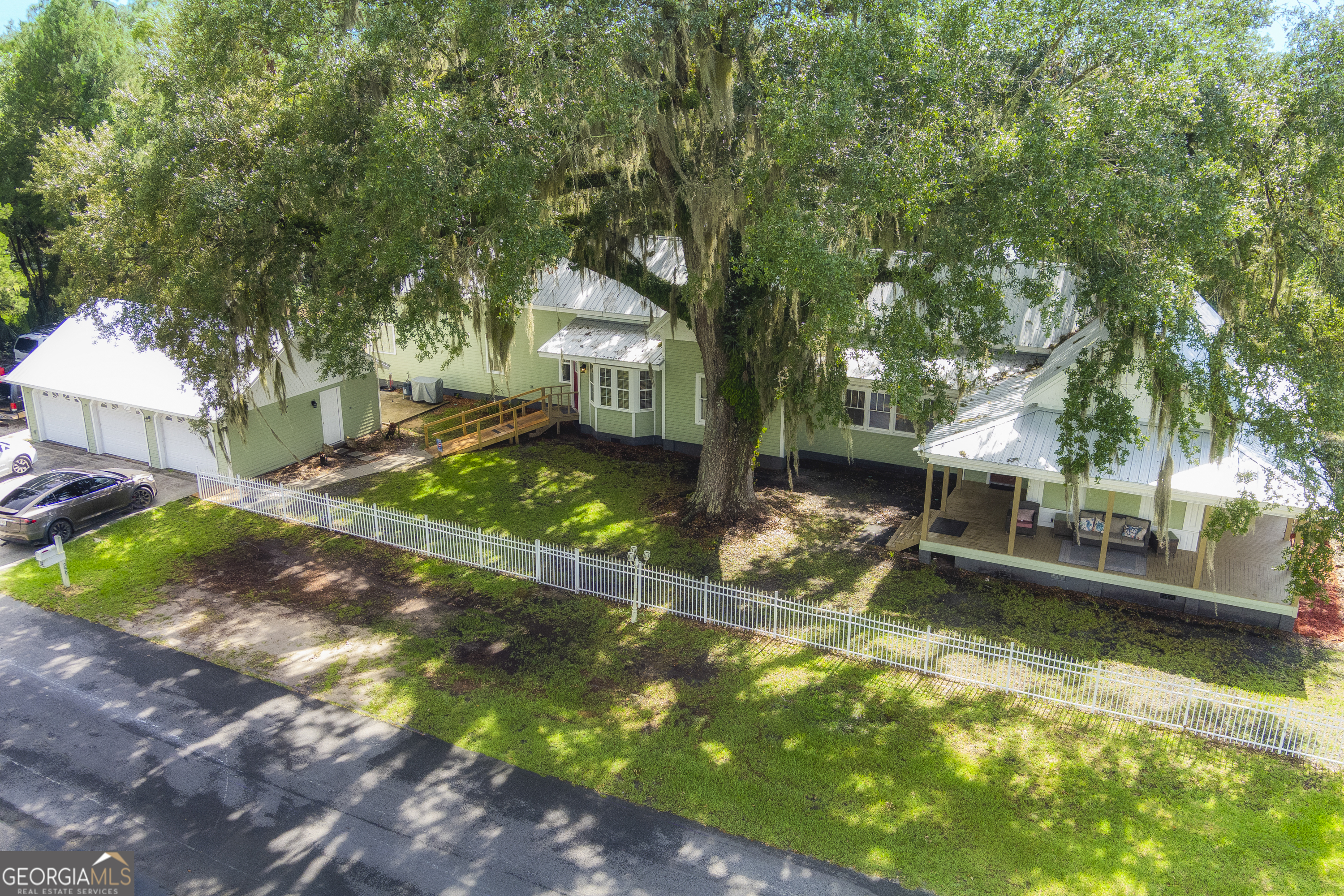 290 E King Avenue Property Photo 60