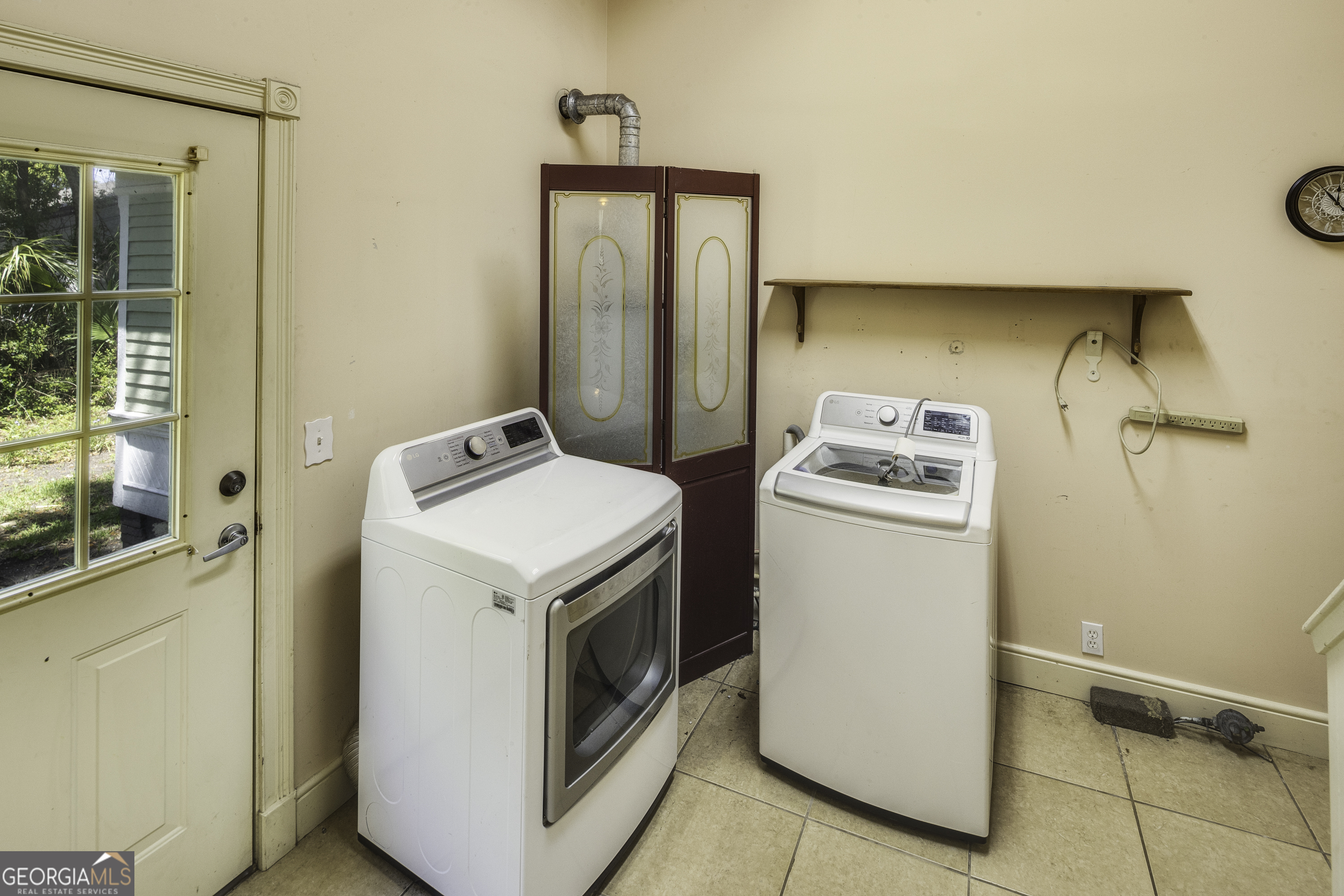290 E King Avenue Property Photo 66