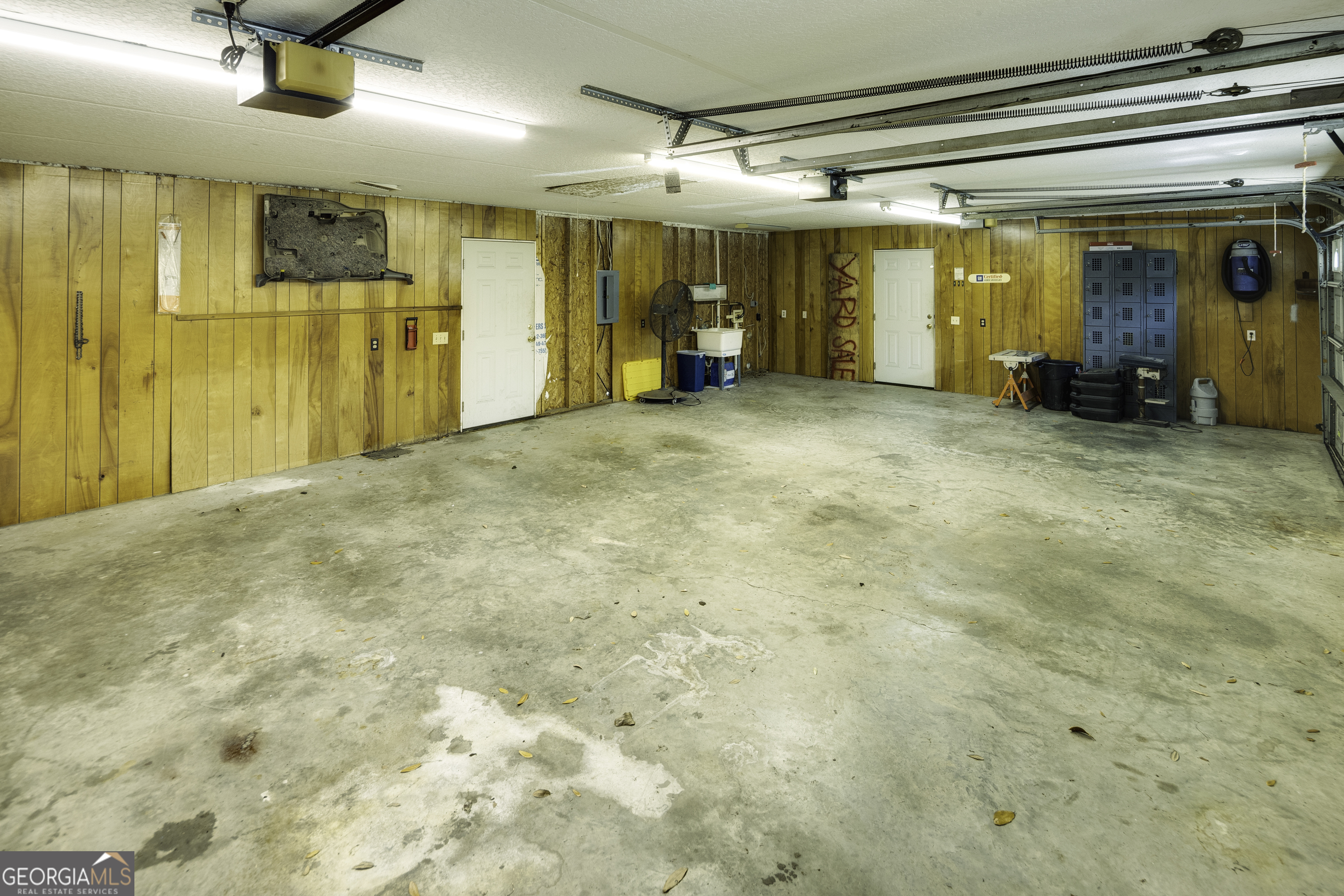 290 E King Avenue Property Photo 96