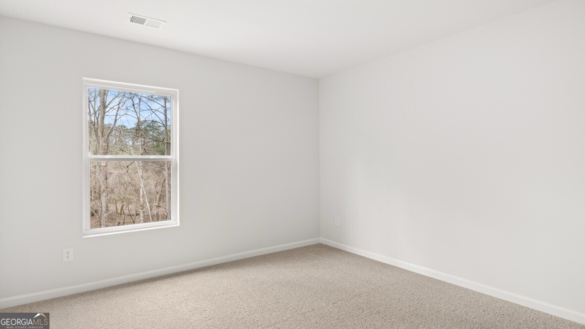 6015 Airedale Drive Property Photo 18