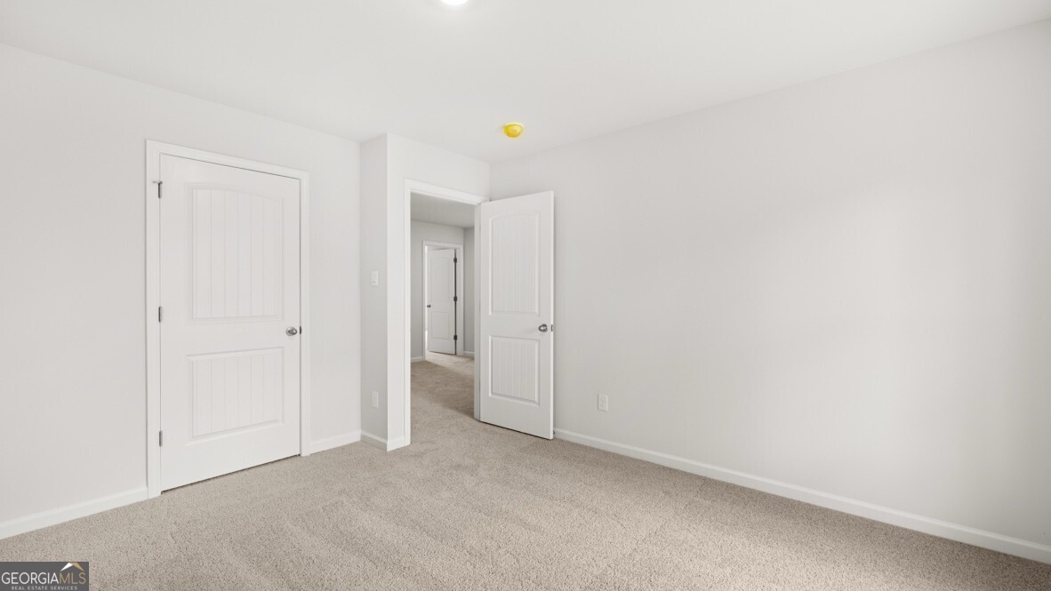6015 Airedale Drive Property Photo 19
