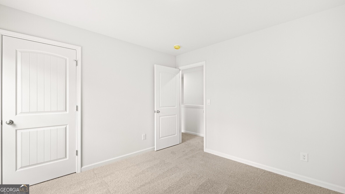 6015 Airedale Drive Property Photo 23