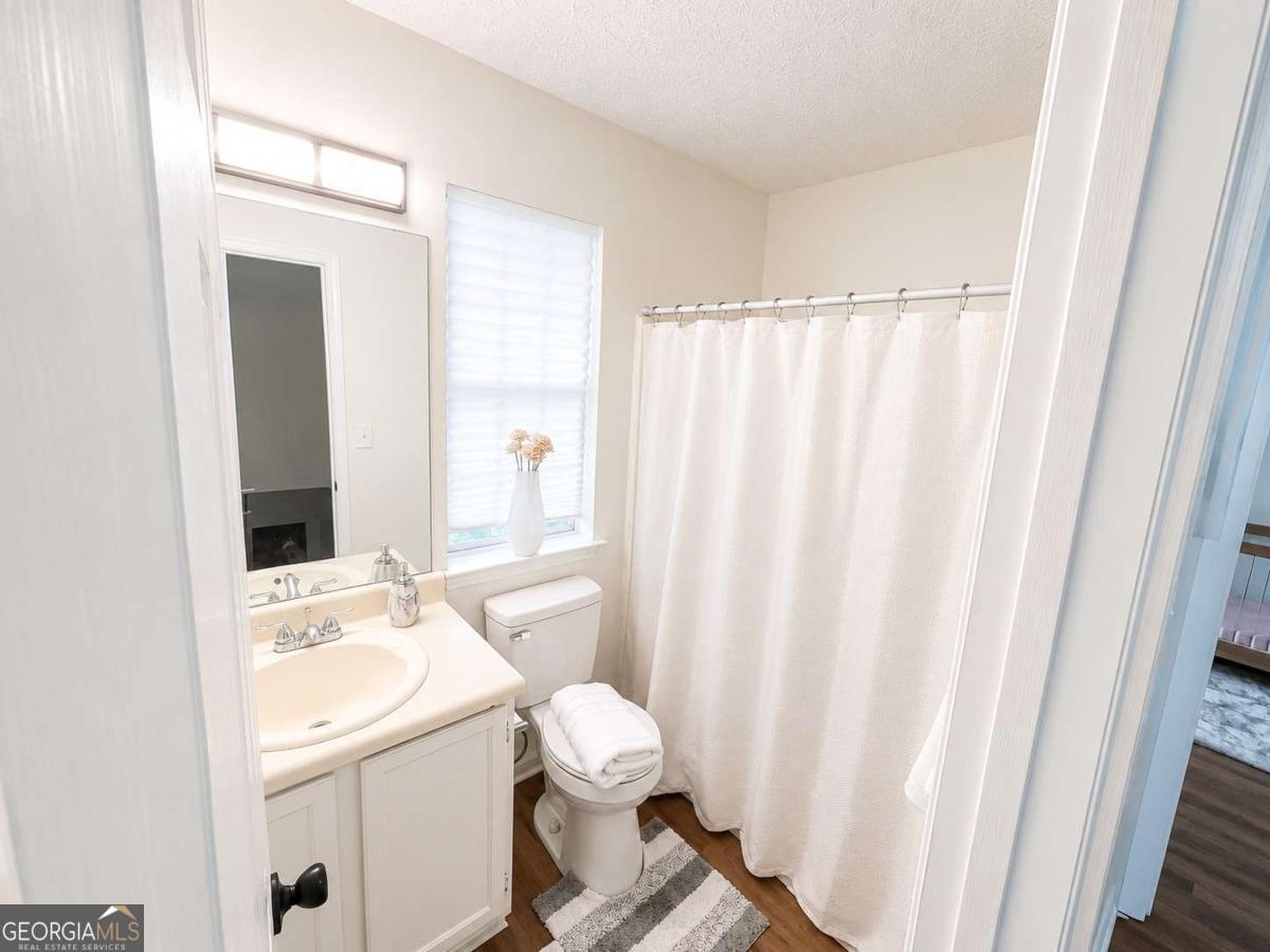 6979 Ling Lane Property Photo 7