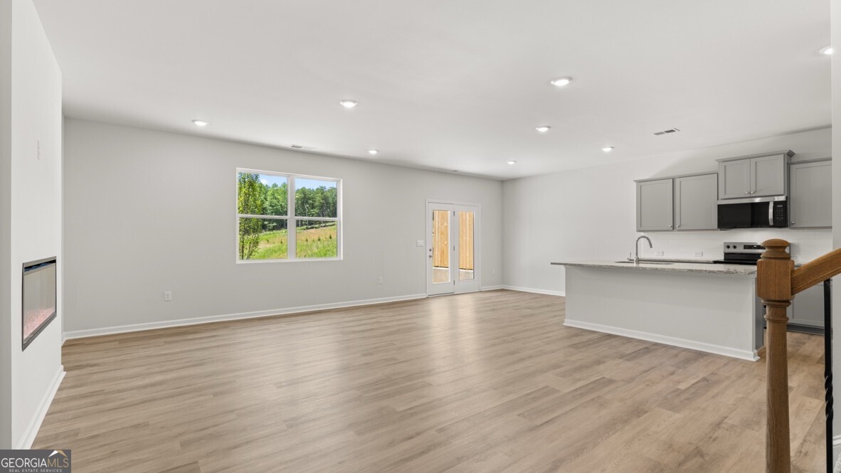 1805 Meadow Green Circle Property Photo 4