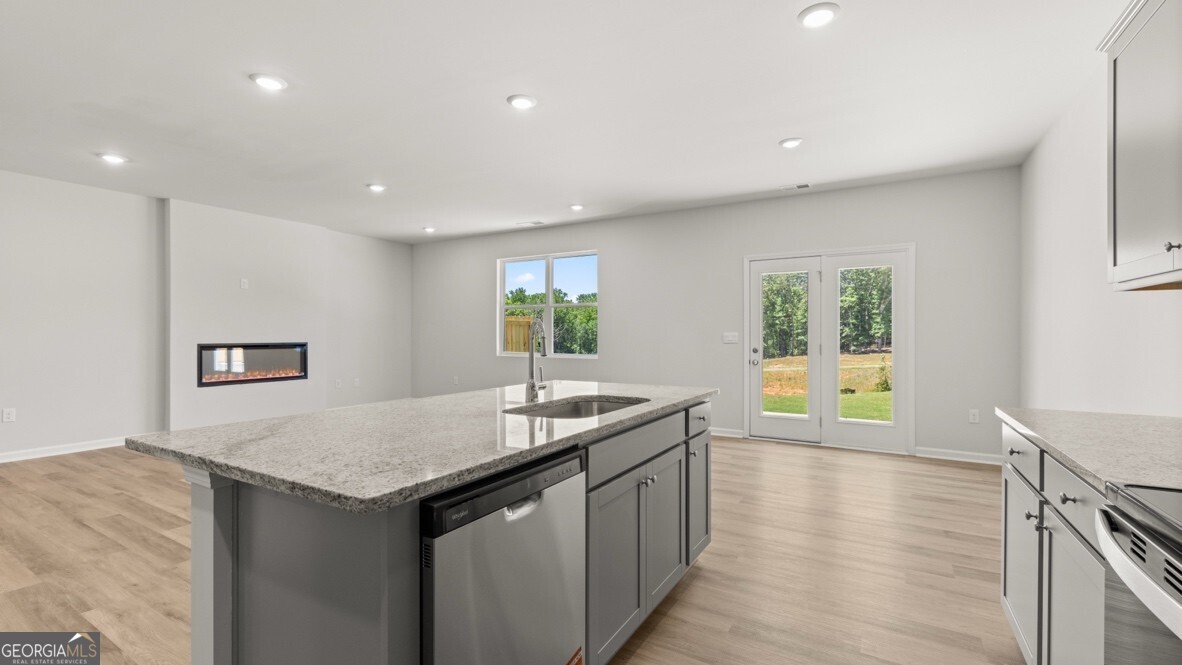 1805 Meadow Green Circle Property Photo 8