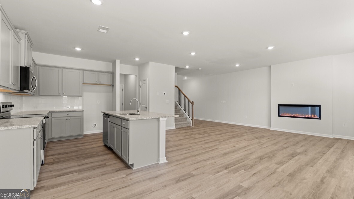 1805 Meadow Green Circle Property Photo 9