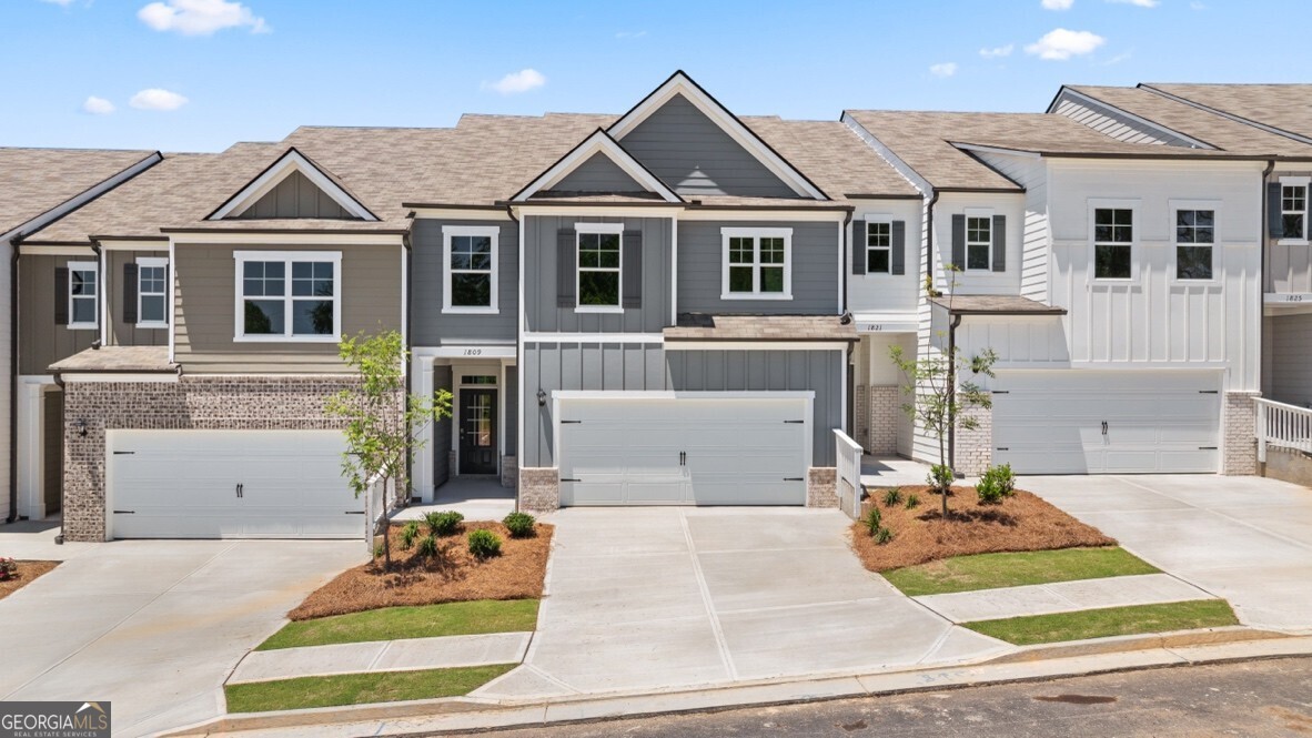 1809 Meadow Green Circle Property Photo 1