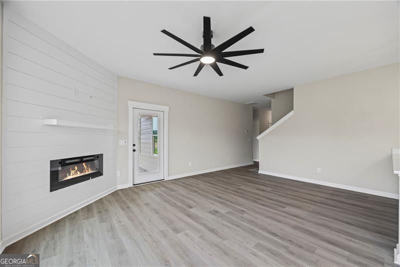 693 Racetrack Road Property Photo 11