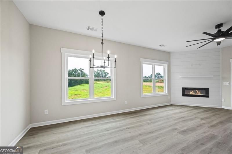 693 Racetrack Road Property Photo 16