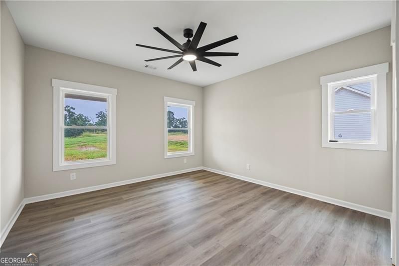 693 Racetrack Road Property Photo 23