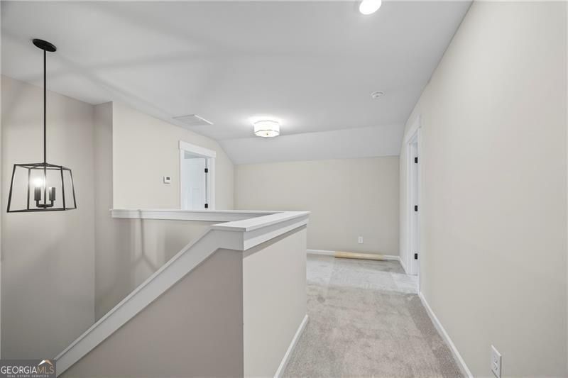 693 Racetrack Road Property Photo 34