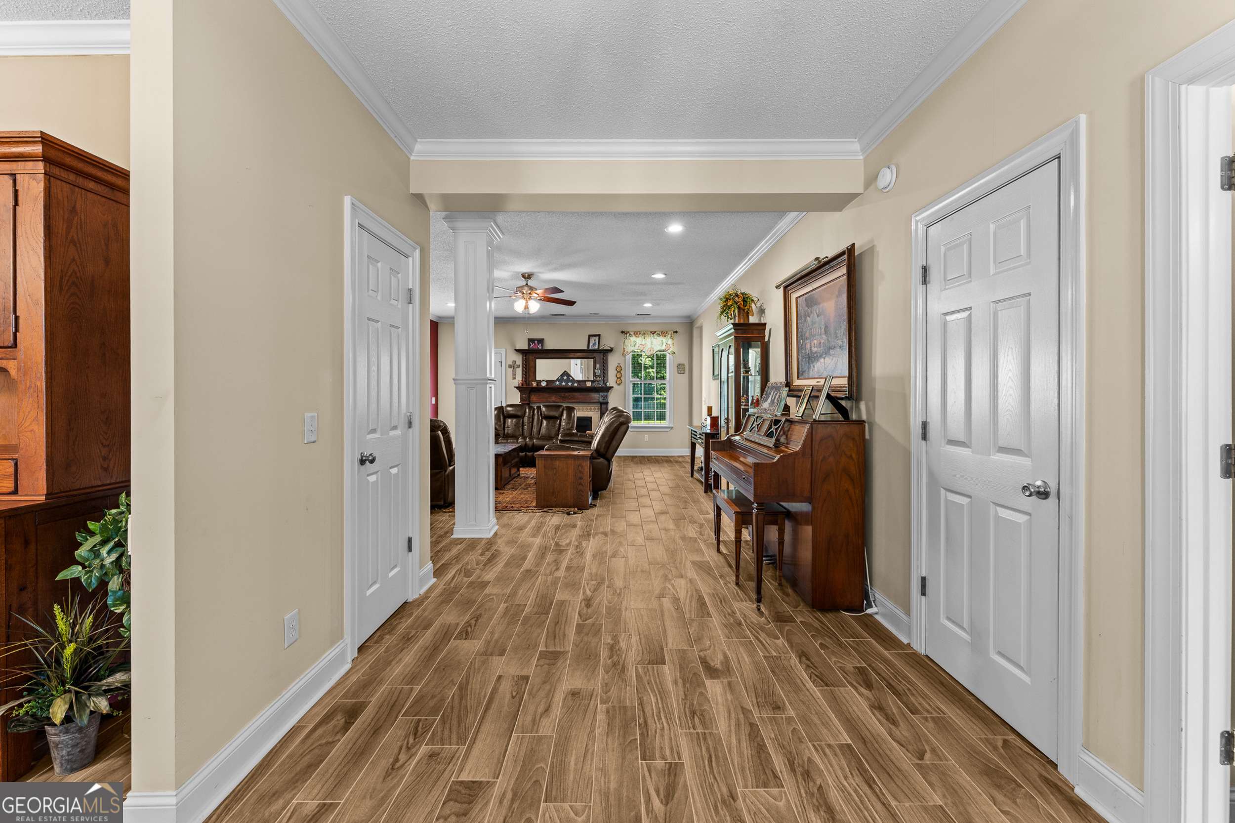 19 Hollow Oak Drive Property Photo 16