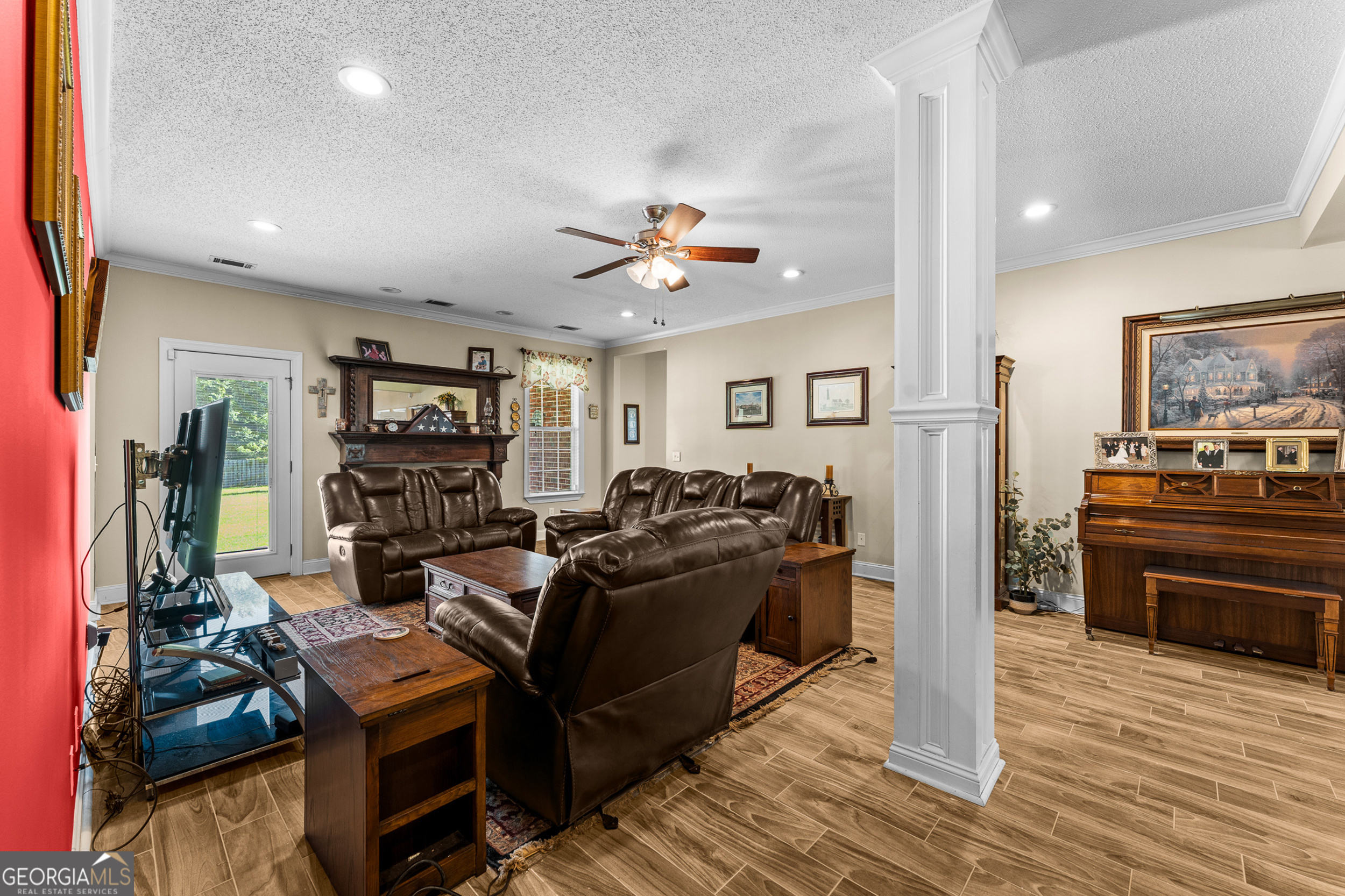 19 Hollow Oak Drive Property Photo 19