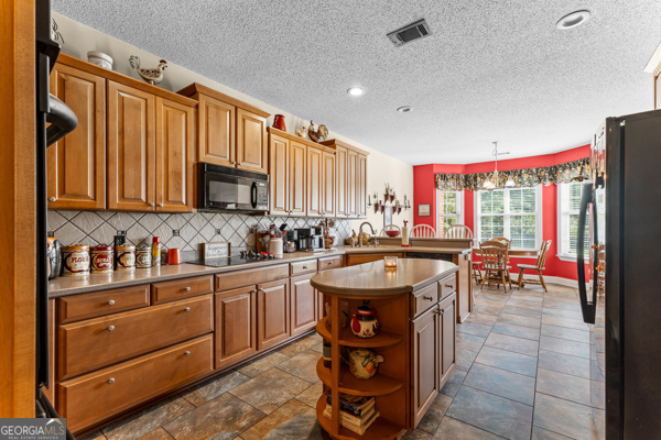 19 Hollow Oak Drive Property Photo 24