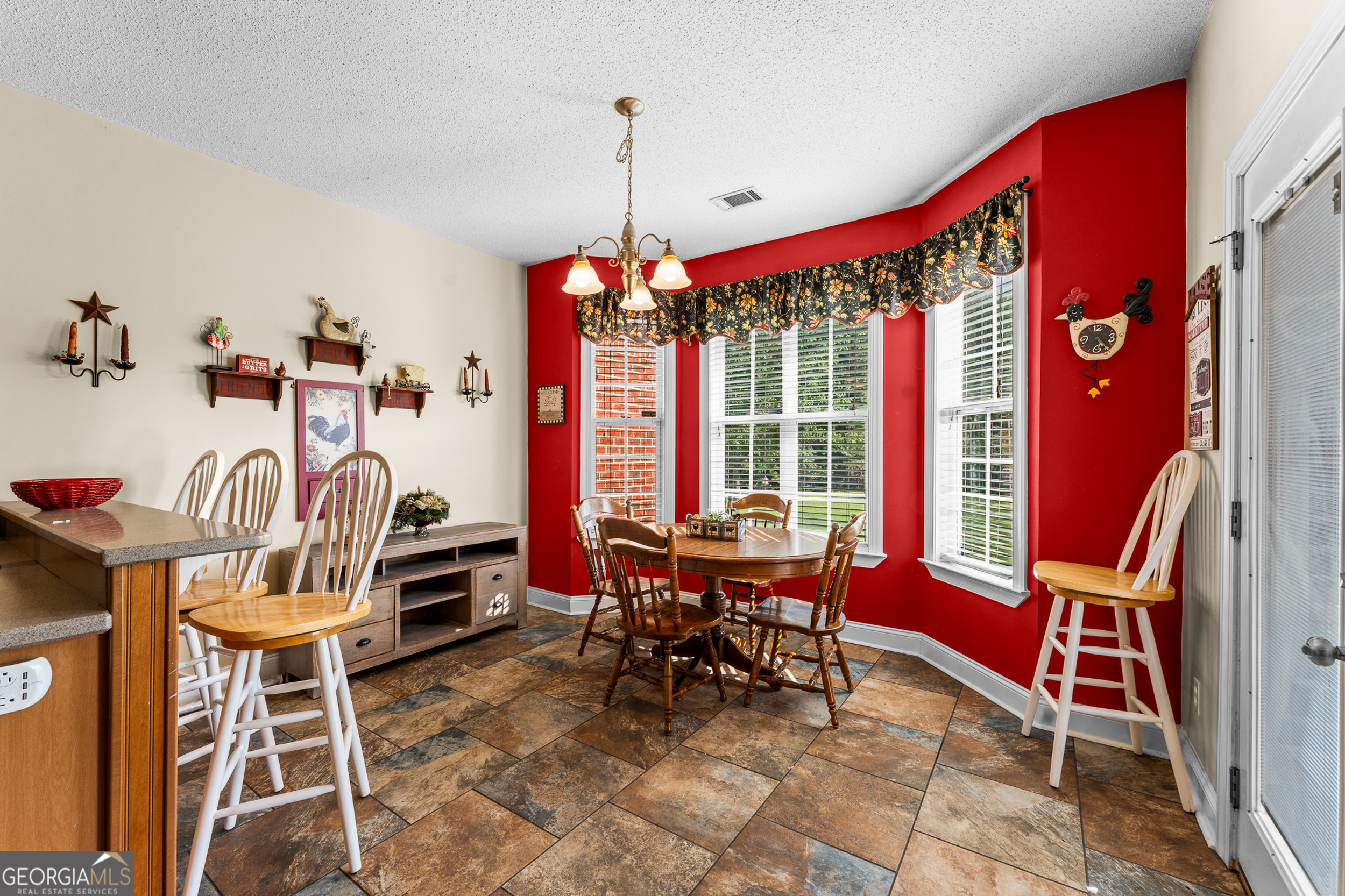 19 Hollow Oak Drive Property Photo 25